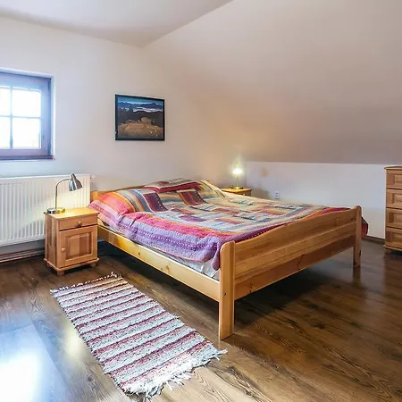 Hébergement de vacances Privat Lypche
