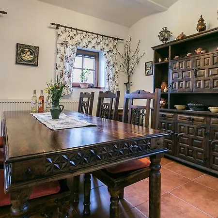 Privat Lypche Bešeňová