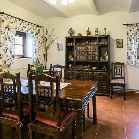 Hébergement de vacances Privat Lypche *
